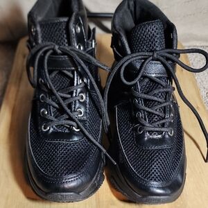 Yoki Black Ankle Boots (F)